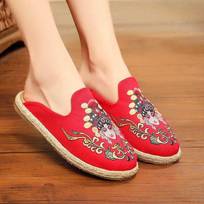 2024 New Autumn Outside Sandals Embroidery Sewing Flat With Slides National Style Canvas Women Shoes